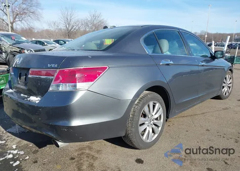 2012 Honda Accord 3.5 Ex-L z USA, uszkodzony, nr VIN 1HGCP3F84CA041111